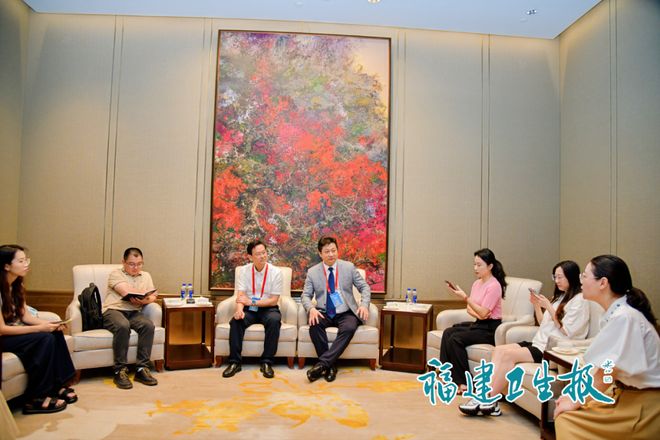 22場手術(shù)直播、熱度爆棚！眾多國內(nèi)大咖齊聚福建這場盛會聚焦腦血管疾病治療(圖3)